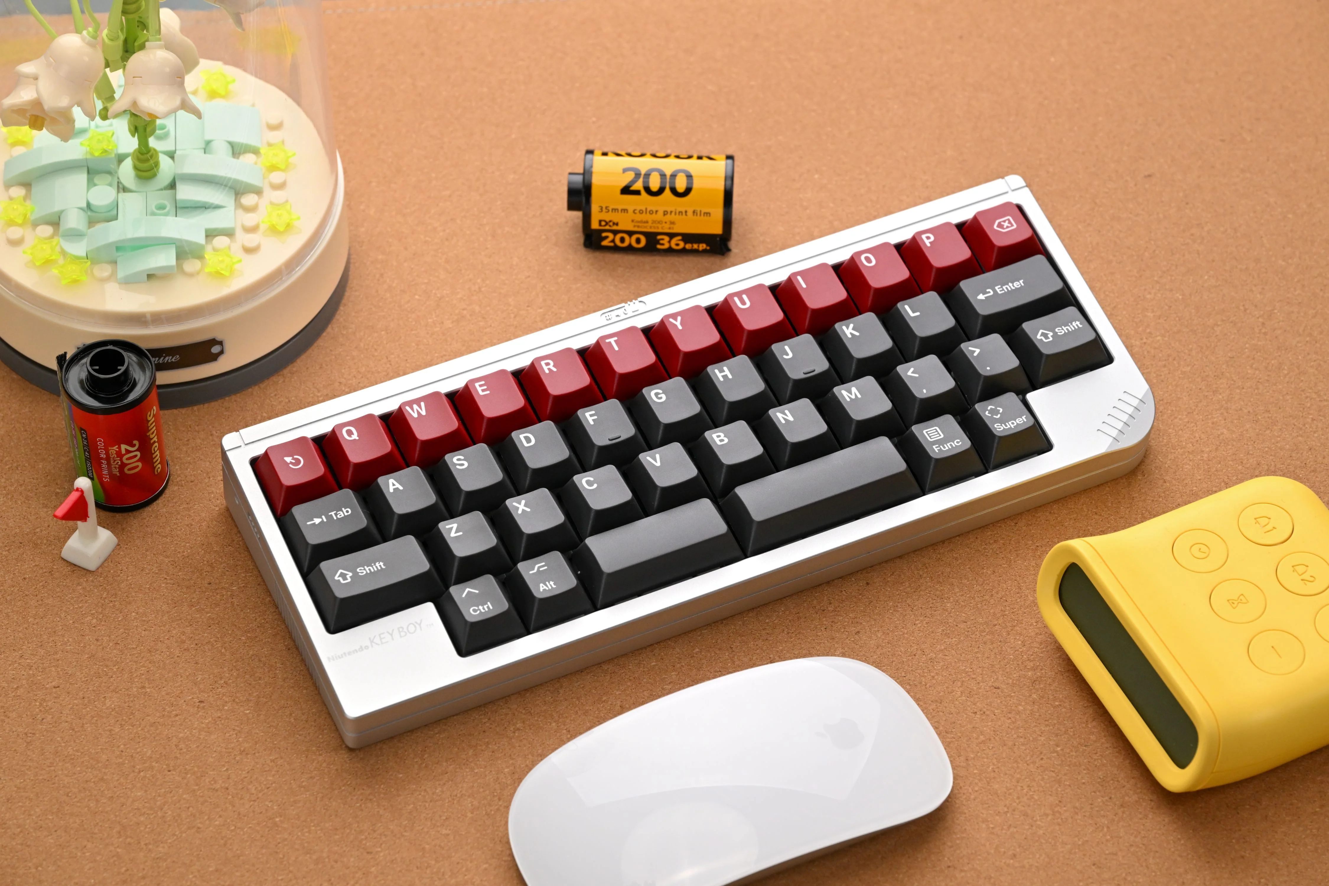 [In Stock] KAP Grey Alert PBT Double-Shot Keycap Set - Image 11