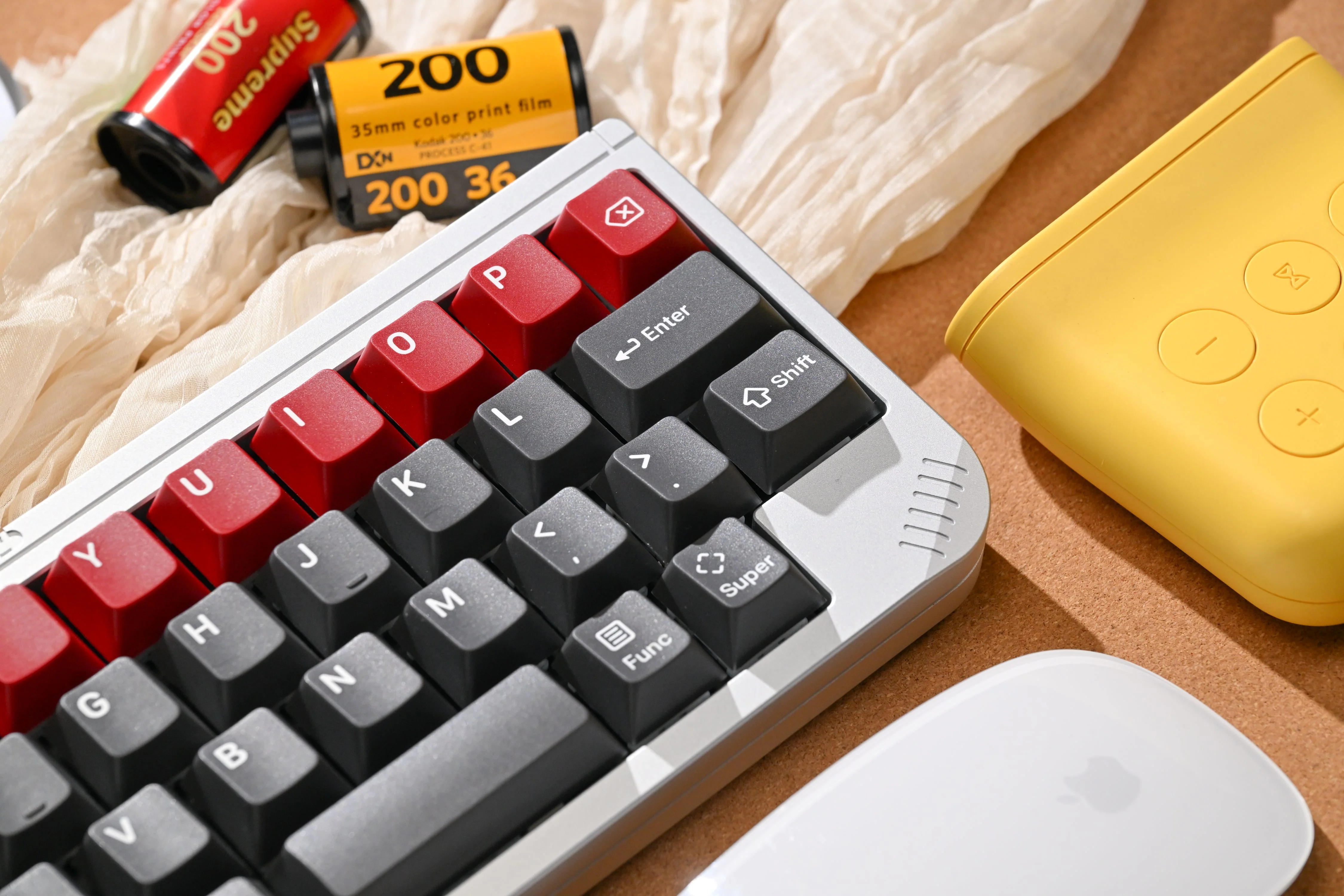 [In Stock] KAP Grey Alert PBT Double-Shot Keycap Set - Image 15
