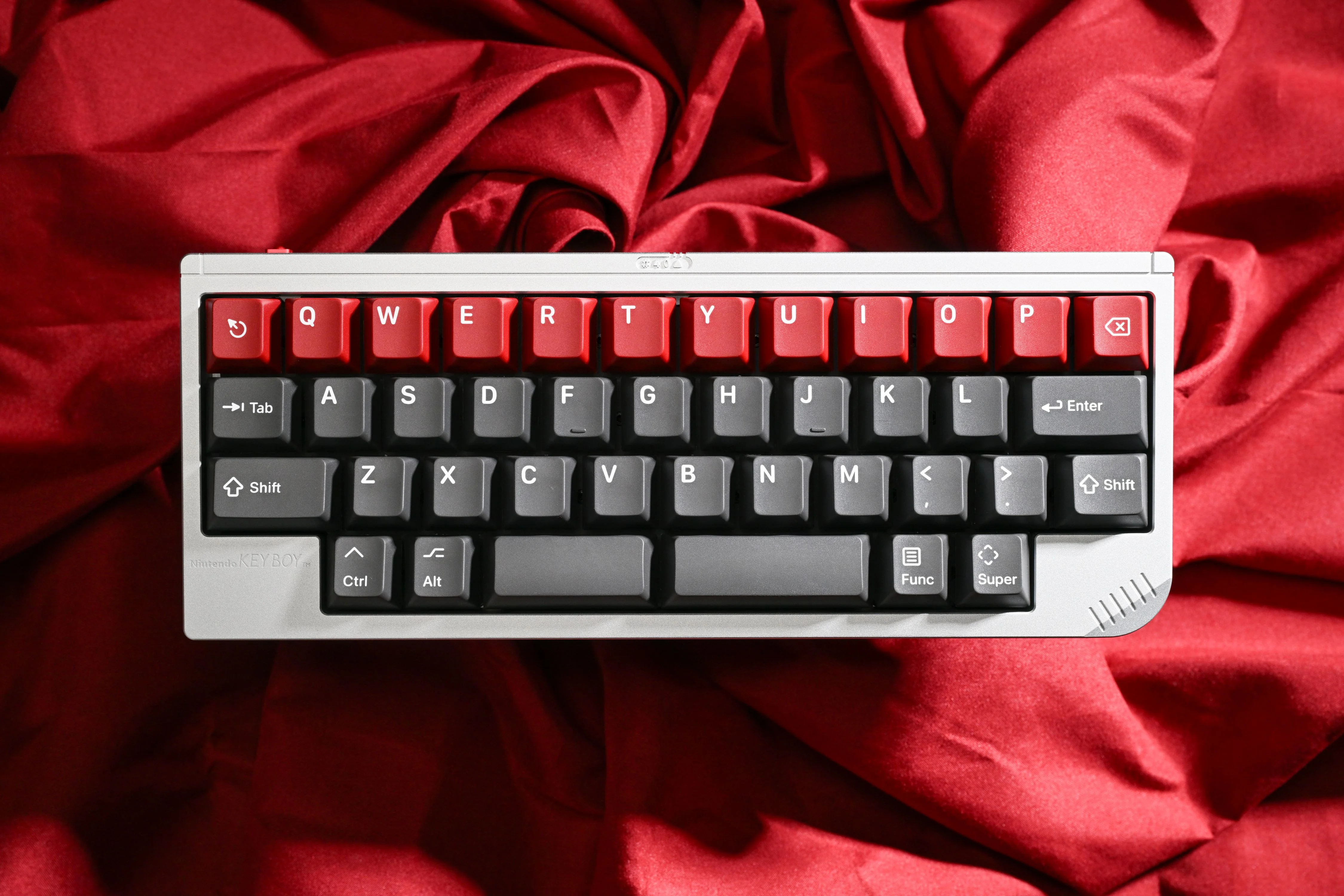 [In Stock] KAP Grey Alert PBT Double-Shot Keycap Set - Image 19