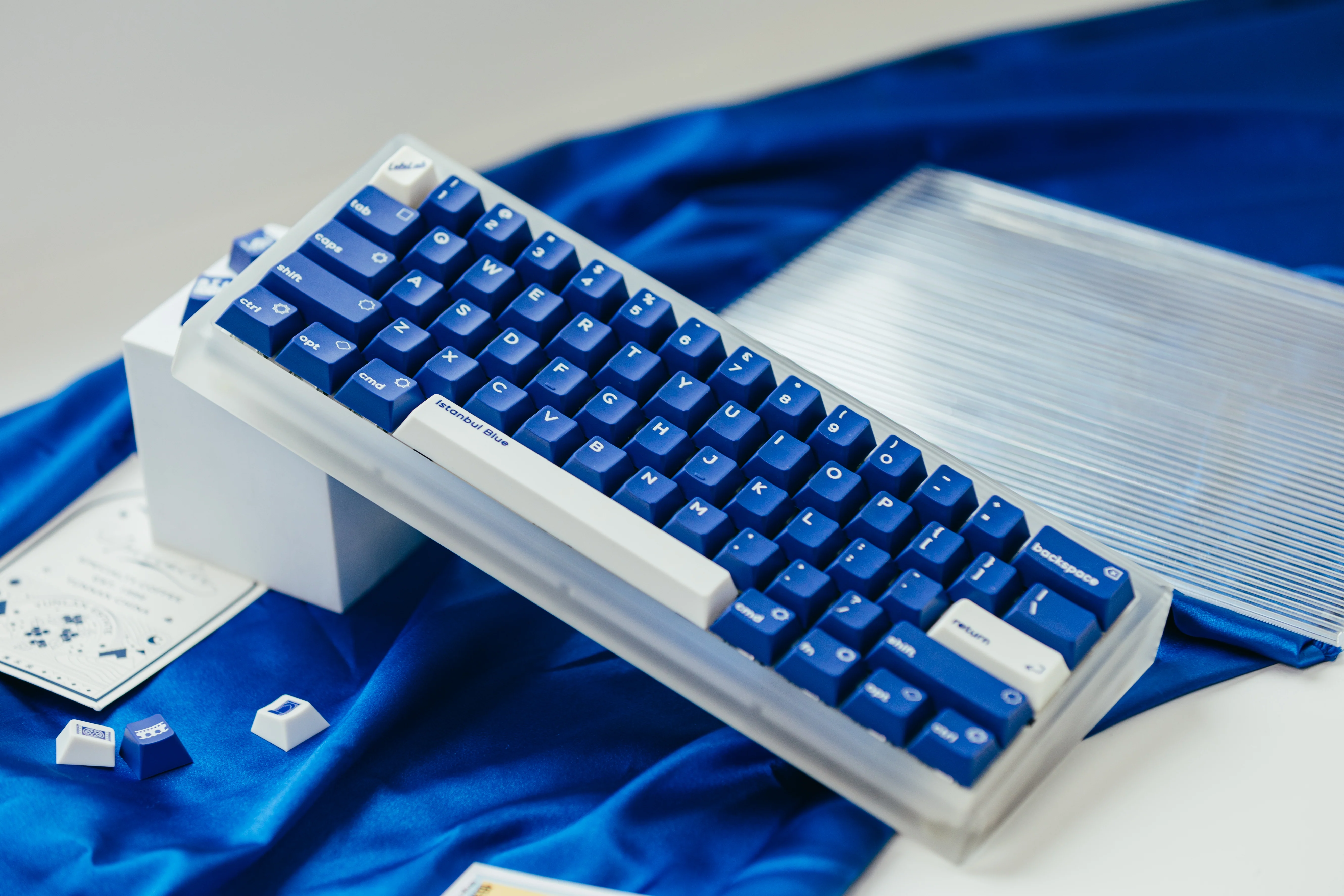 [In Stock] LeleLab Istanbul Blue Keycap Set - Image 3