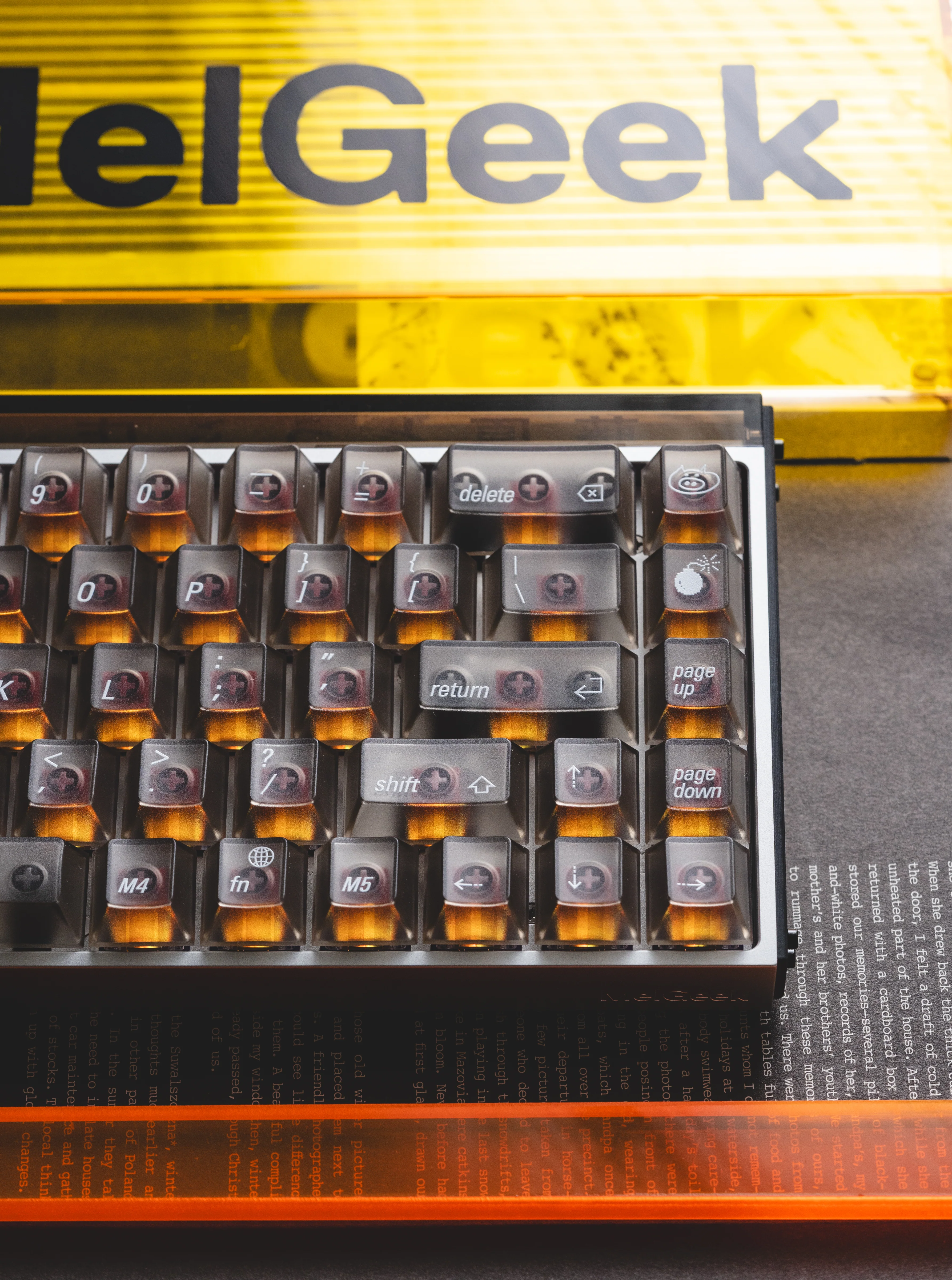 [In Stock] LeleLab SuperX Smoky ApplePie Keycap Set - Image 20