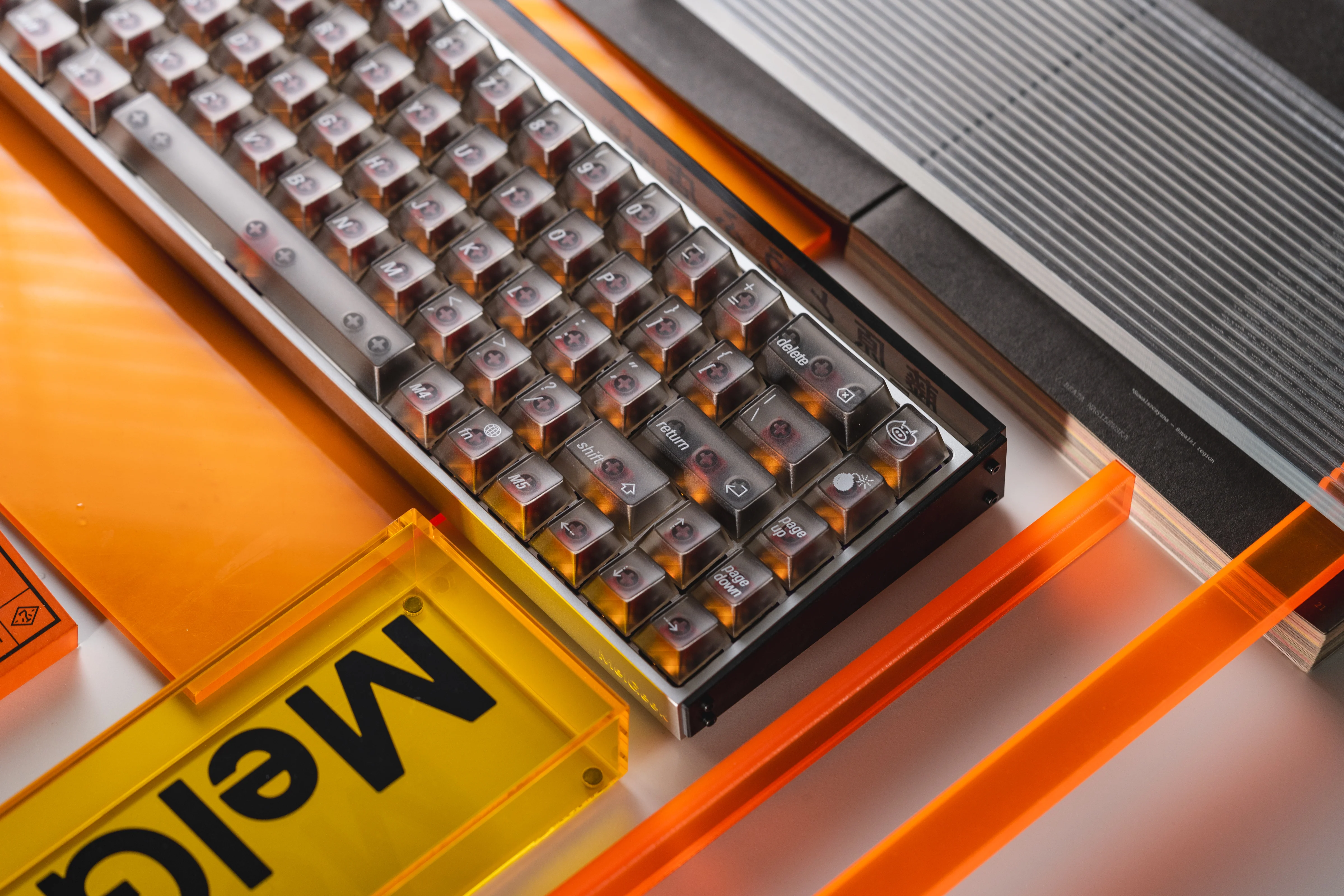 [In Stock] LeleLab SuperX Smoky ApplePie Keycap Set - Image 25