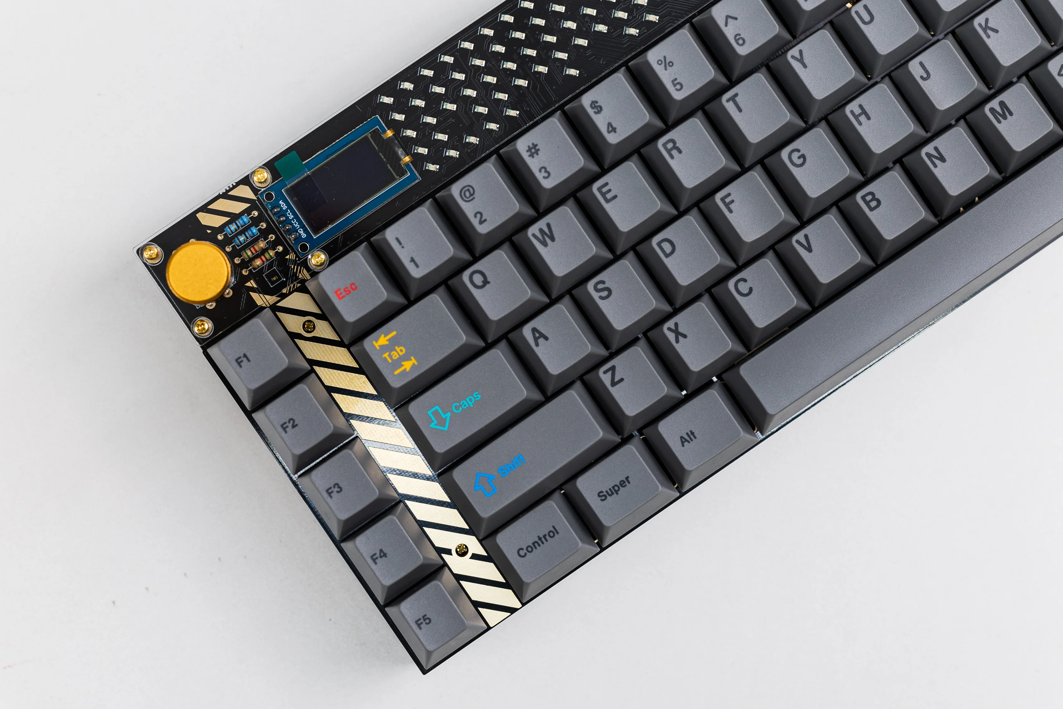 [In Stock] Lelelab Y2K 76 x GMK Dualshot R2 PreBuilt Ready-to-use Keyboard - Image 3