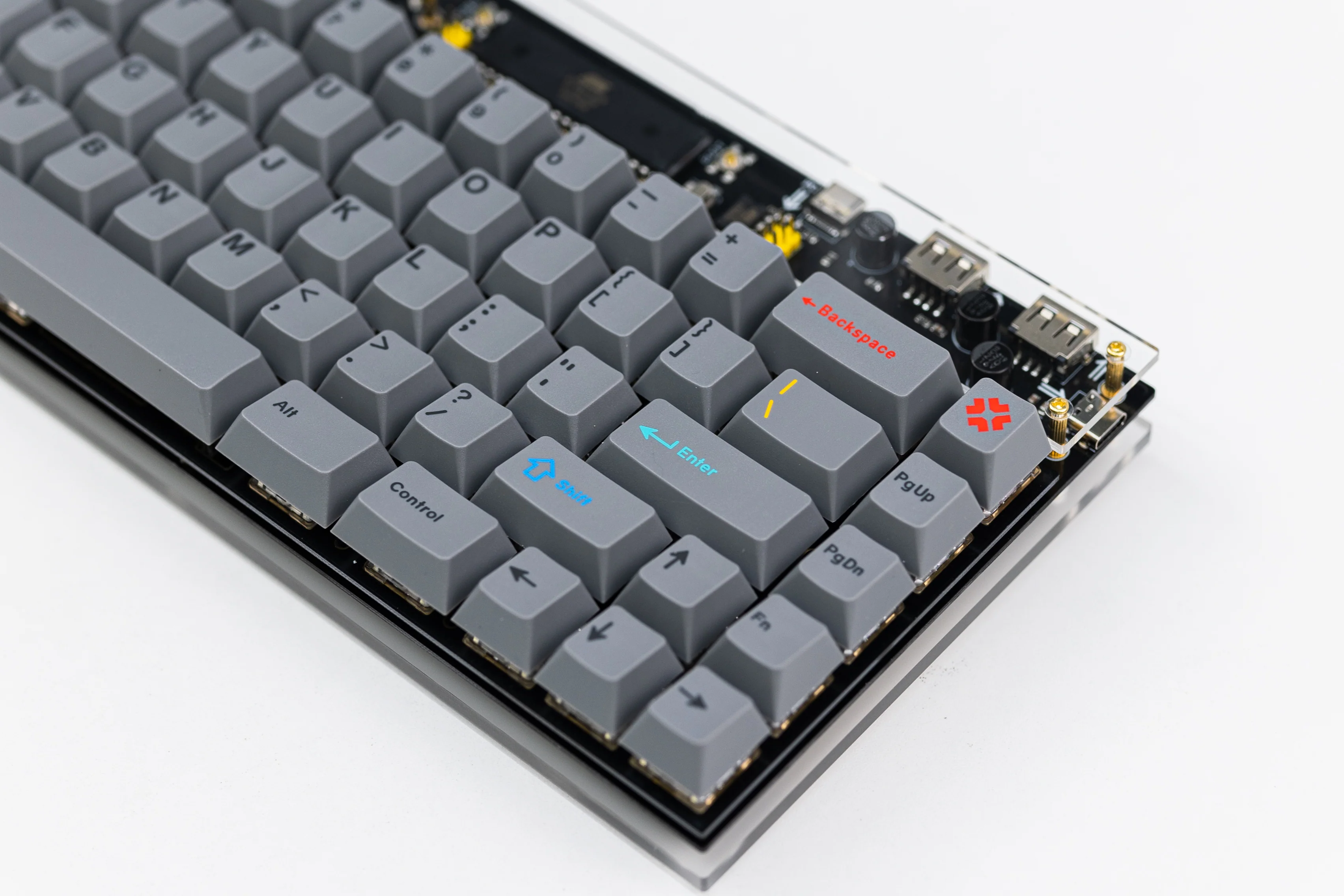 [In Stock] Lelelab Y2K 76 x GMK Dualshot R2 PreBuilt Ready-to-use Keyboard - Image 4