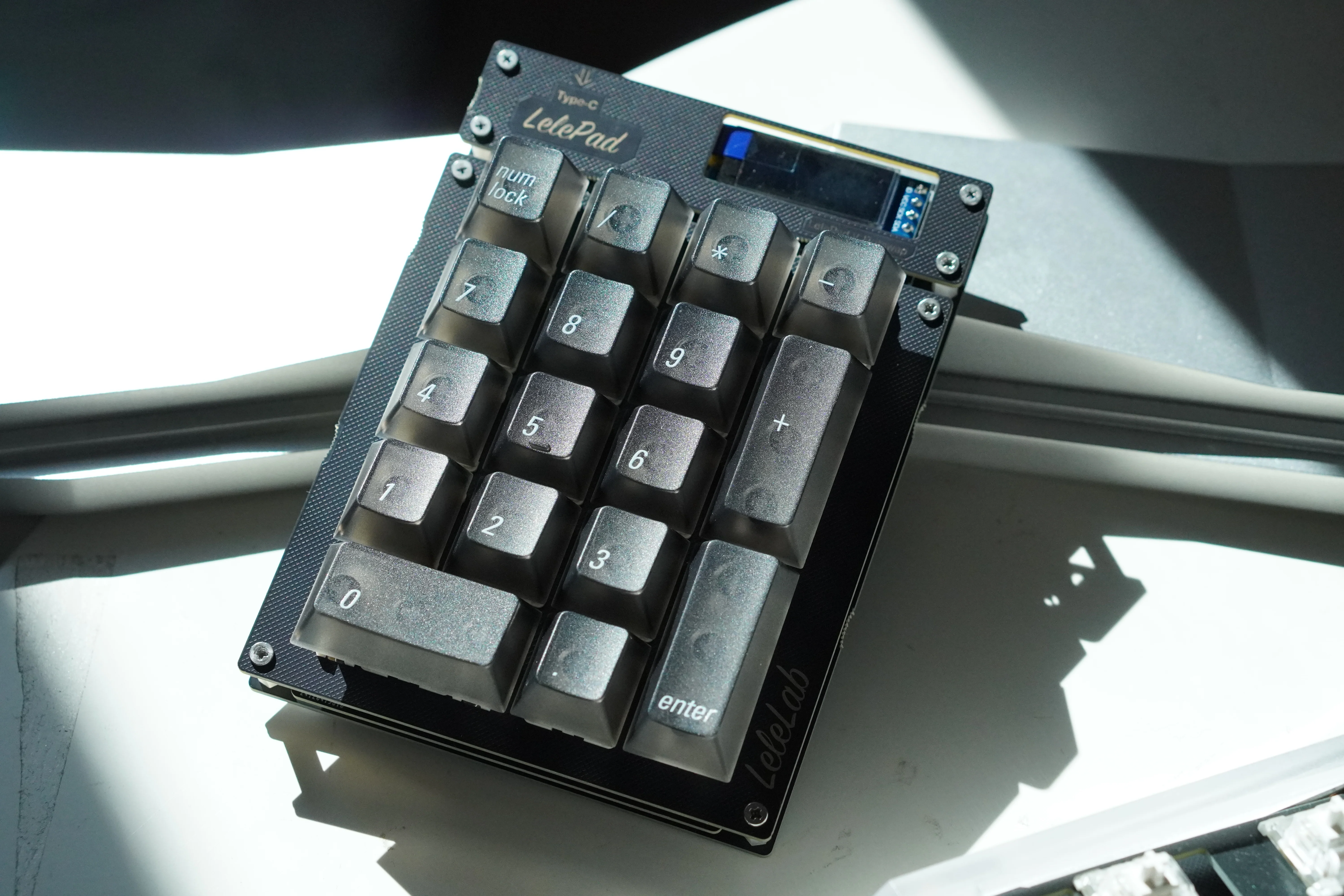 [In Stock] Lelepad Custom Numpad/Macropad Hotswappable Keyboard - Image 11