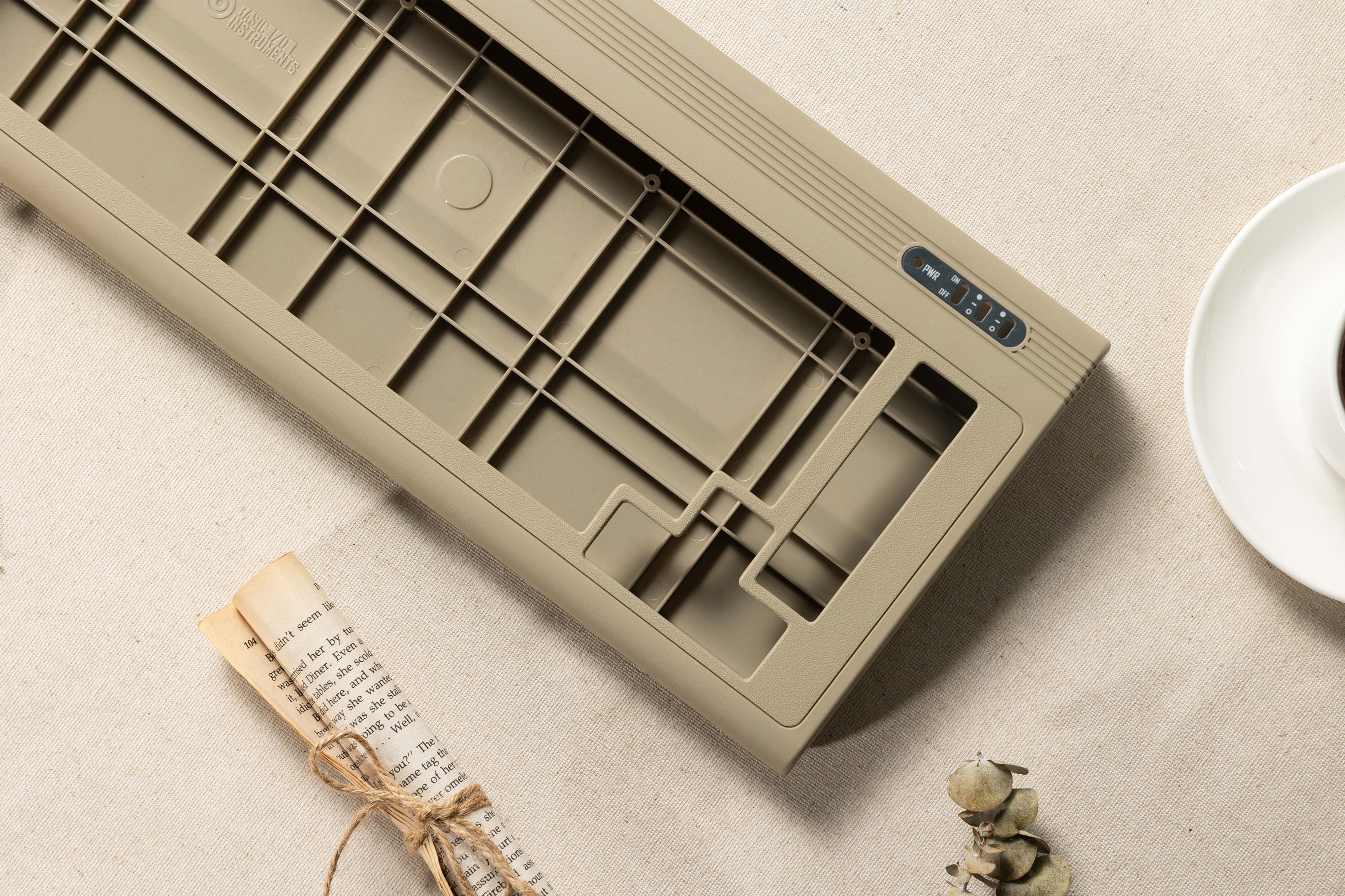 [In Stock] PK x BIOI Command 65 R2 Vintage Custom Mechanical Keyboard Kit - Image 35