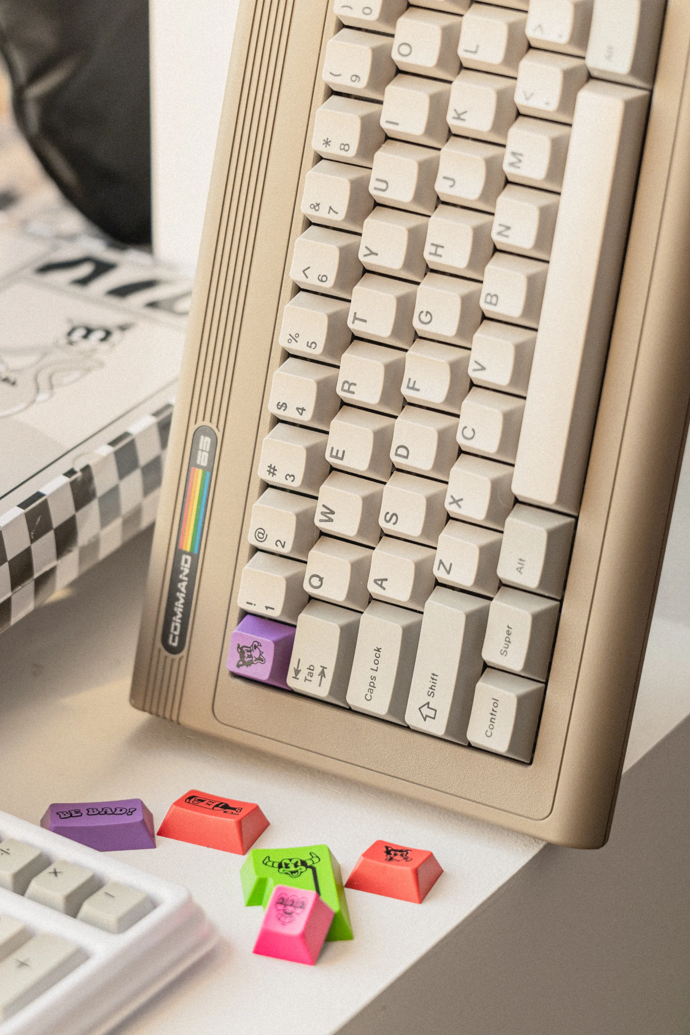 [In Stock] PK x BIOI Command 65 R2 Vintage Custom Mechanical Keyboard Kit - Image 50