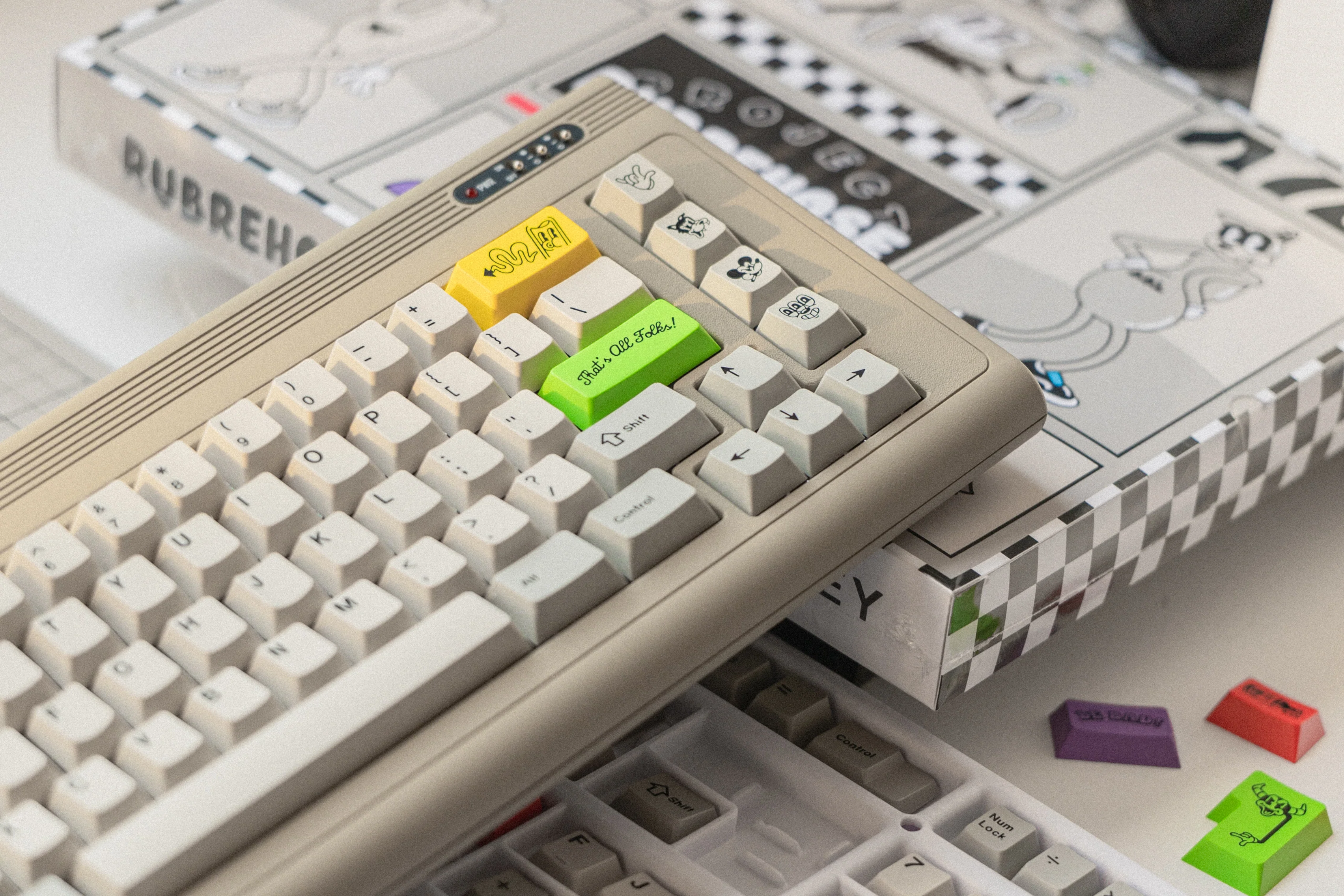 [In Stock] PK x BIOI Command 65 R2 Vintage Custom Mechanical Keyboard Kit - Image 51