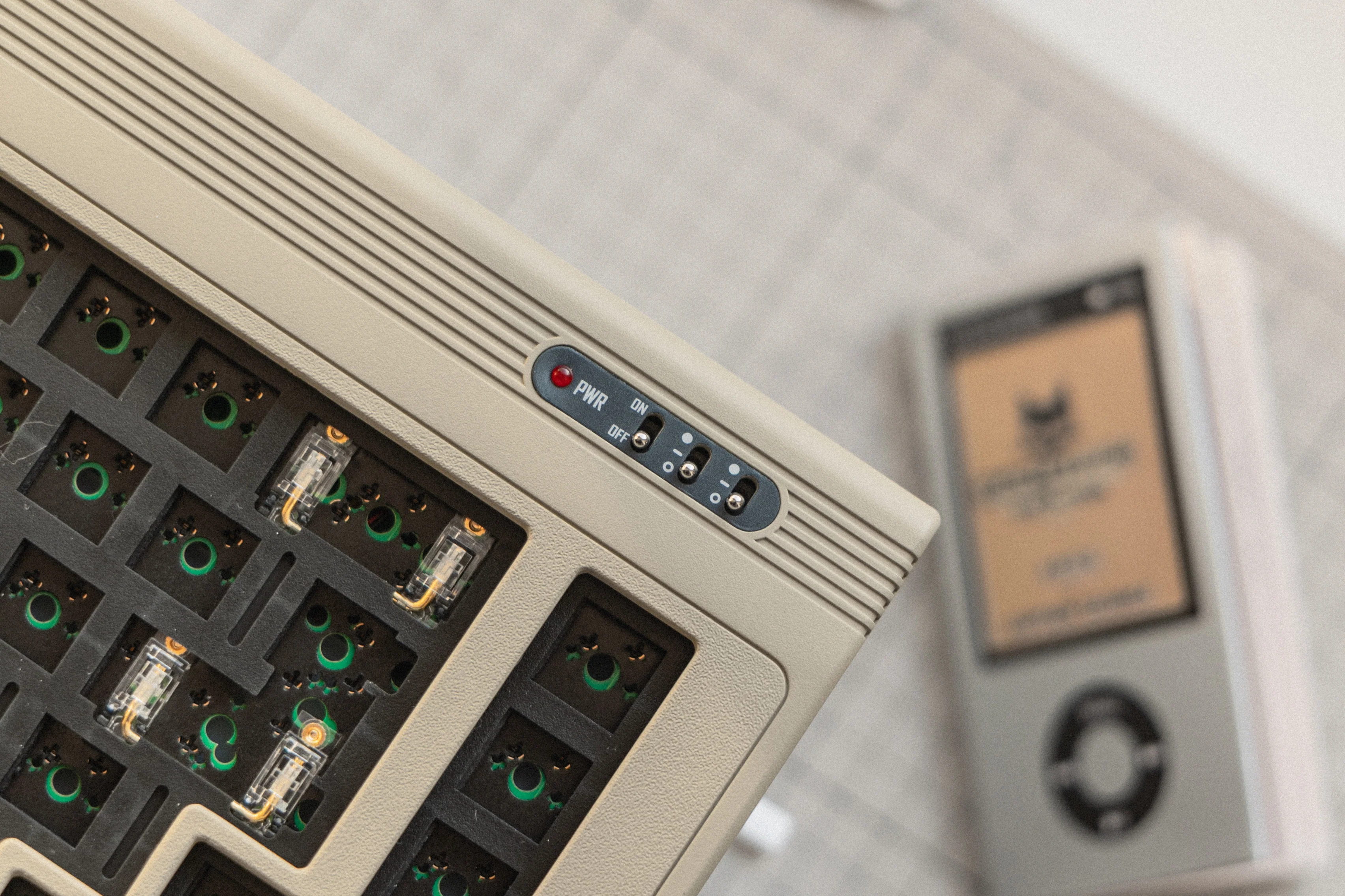 [In Stock] PK x BIOI Command 65 R2 Vintage Custom Mechanical Keyboard Kit - Image 7