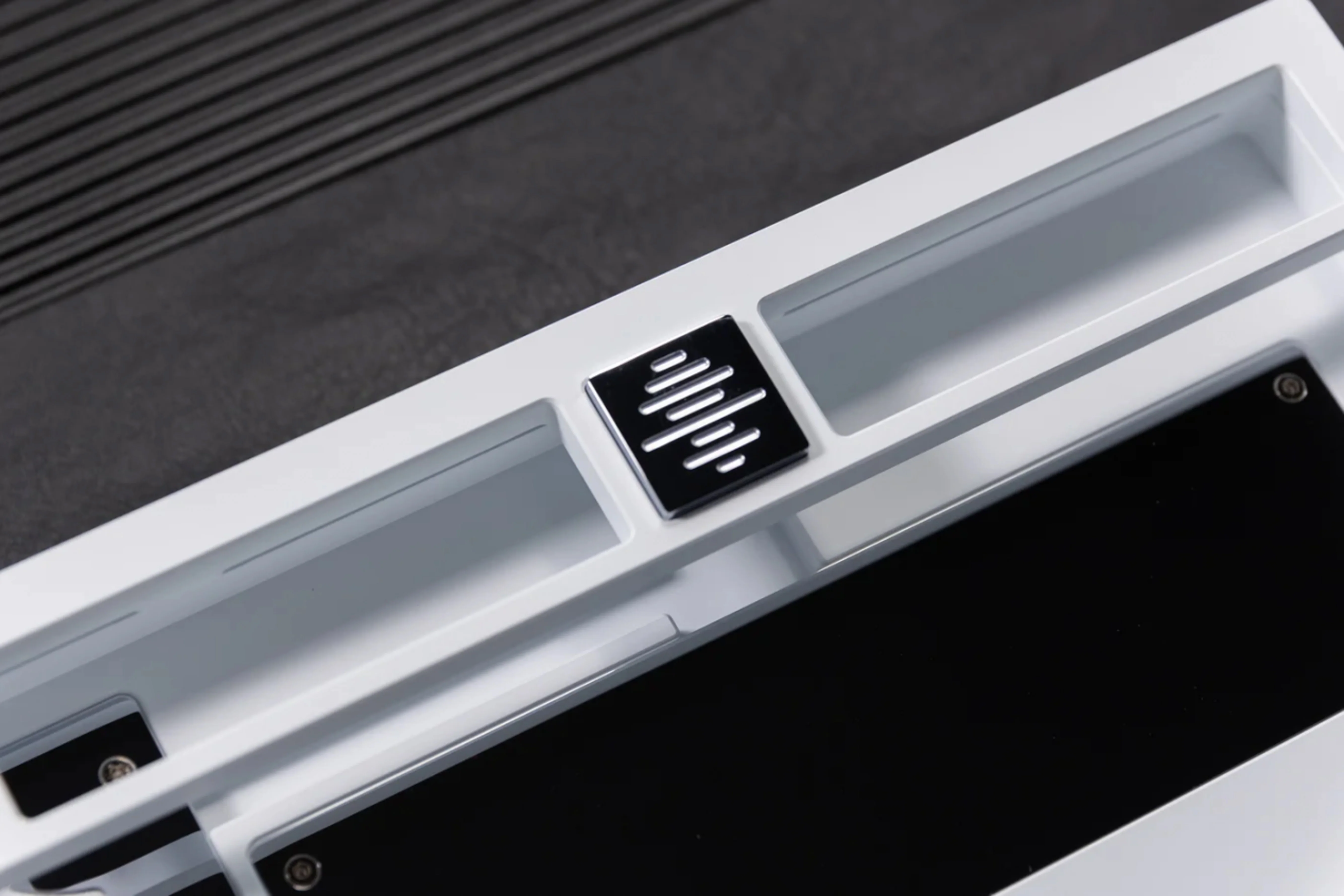[In Stock] Qelec.Studio i101 Tri-mode Mechanical Keyboard Kit - Image 14