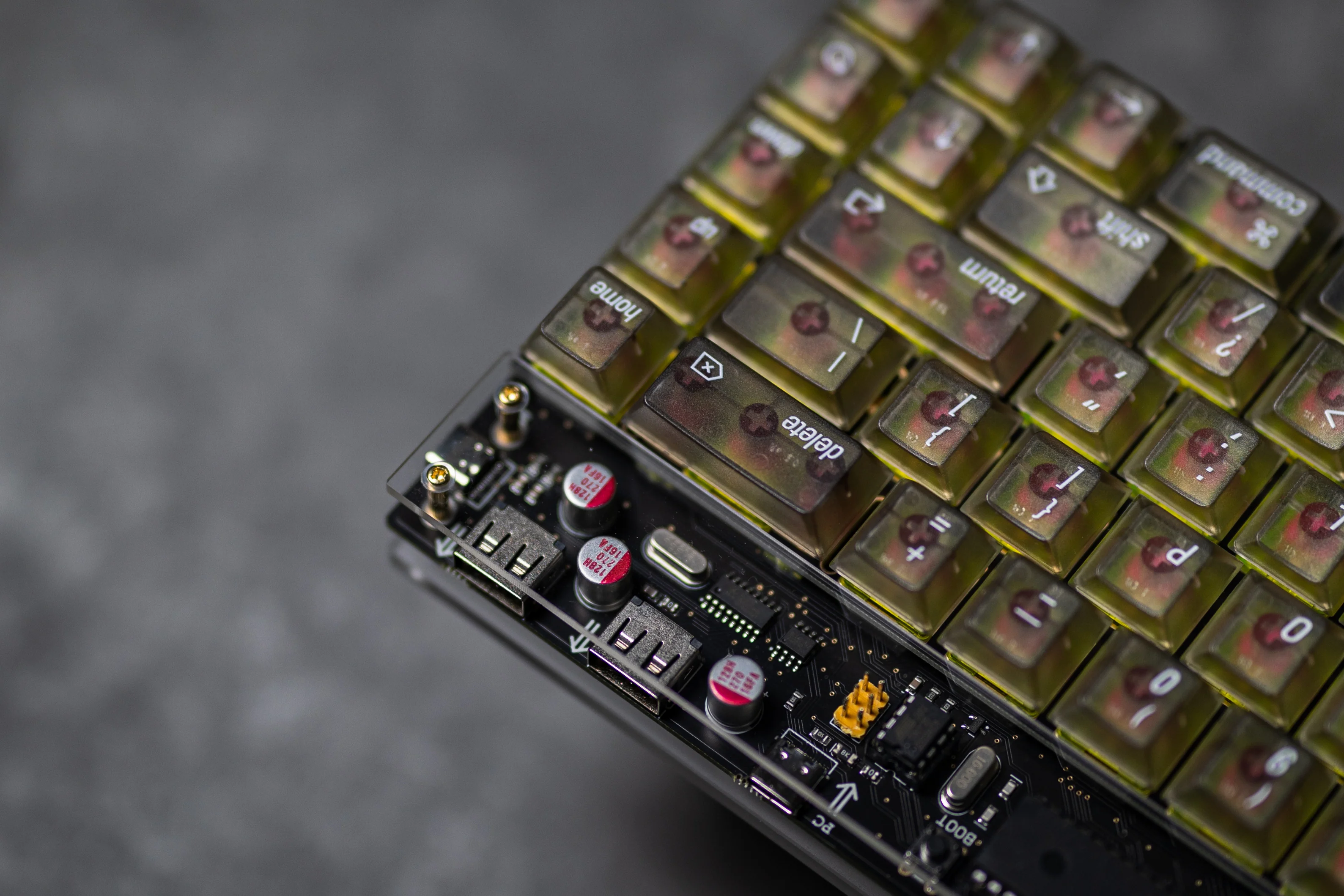 [In Stock] Lelelab Y2K 76 Hotswap Mechanical Keyboard Kit - Image 12